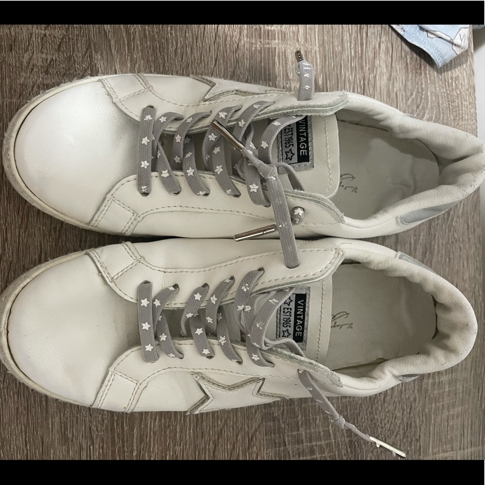 Vintage Havana Sneakers